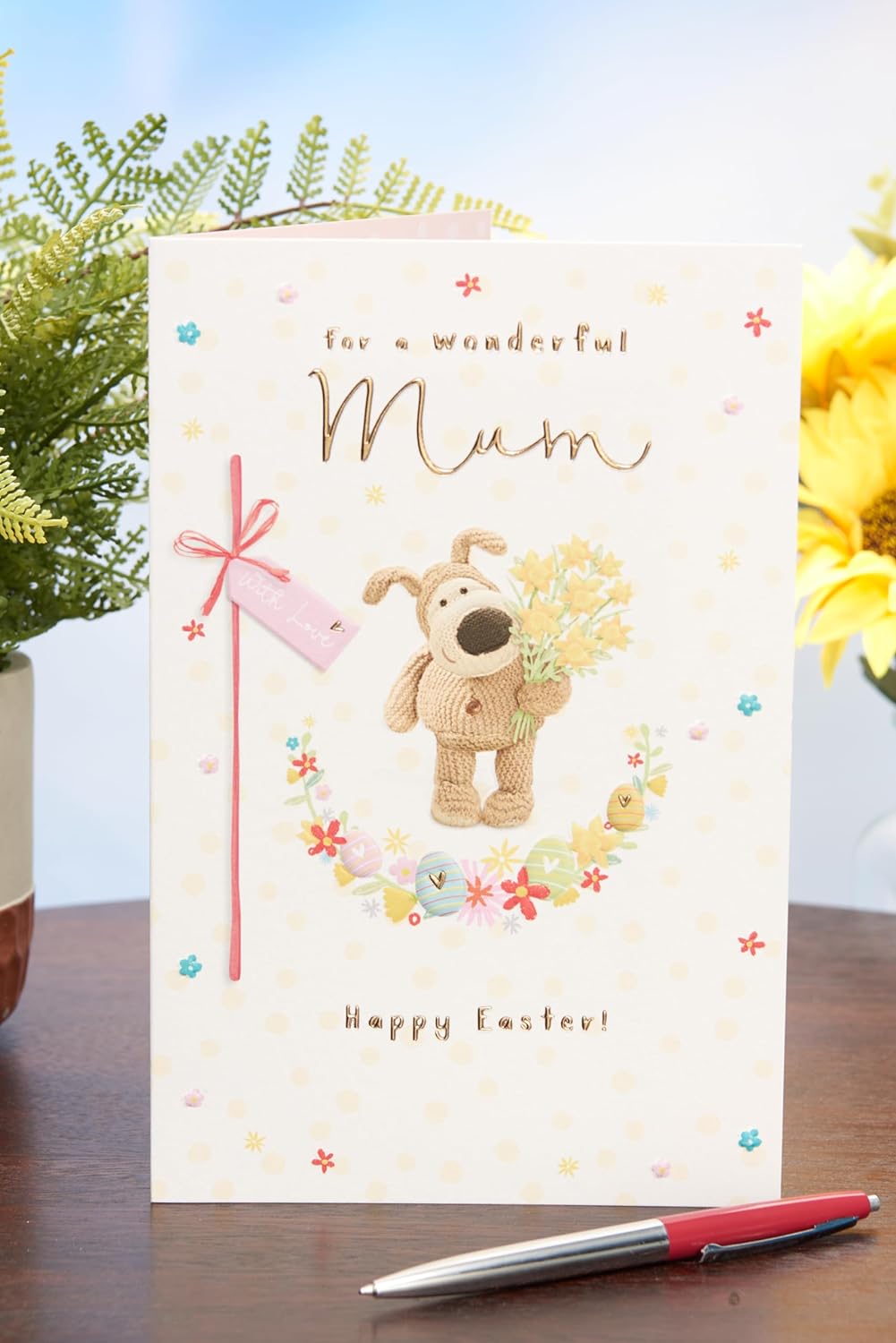 A wonderful Mum Boofle with a Bouquet Easter Card